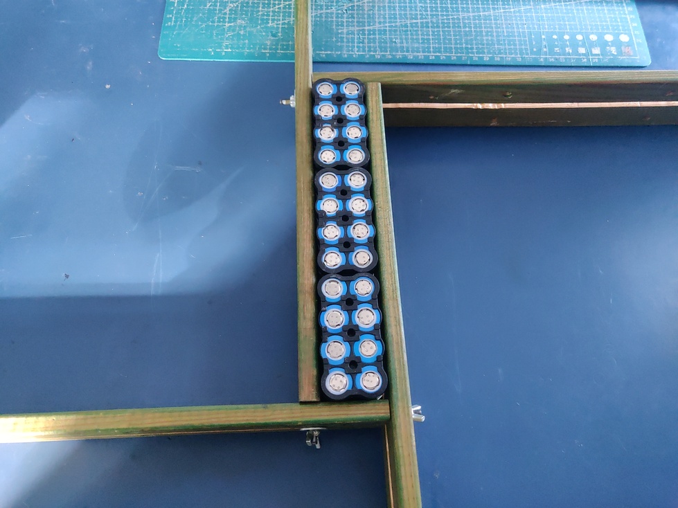 thumb-cells-inside-jig.jpg